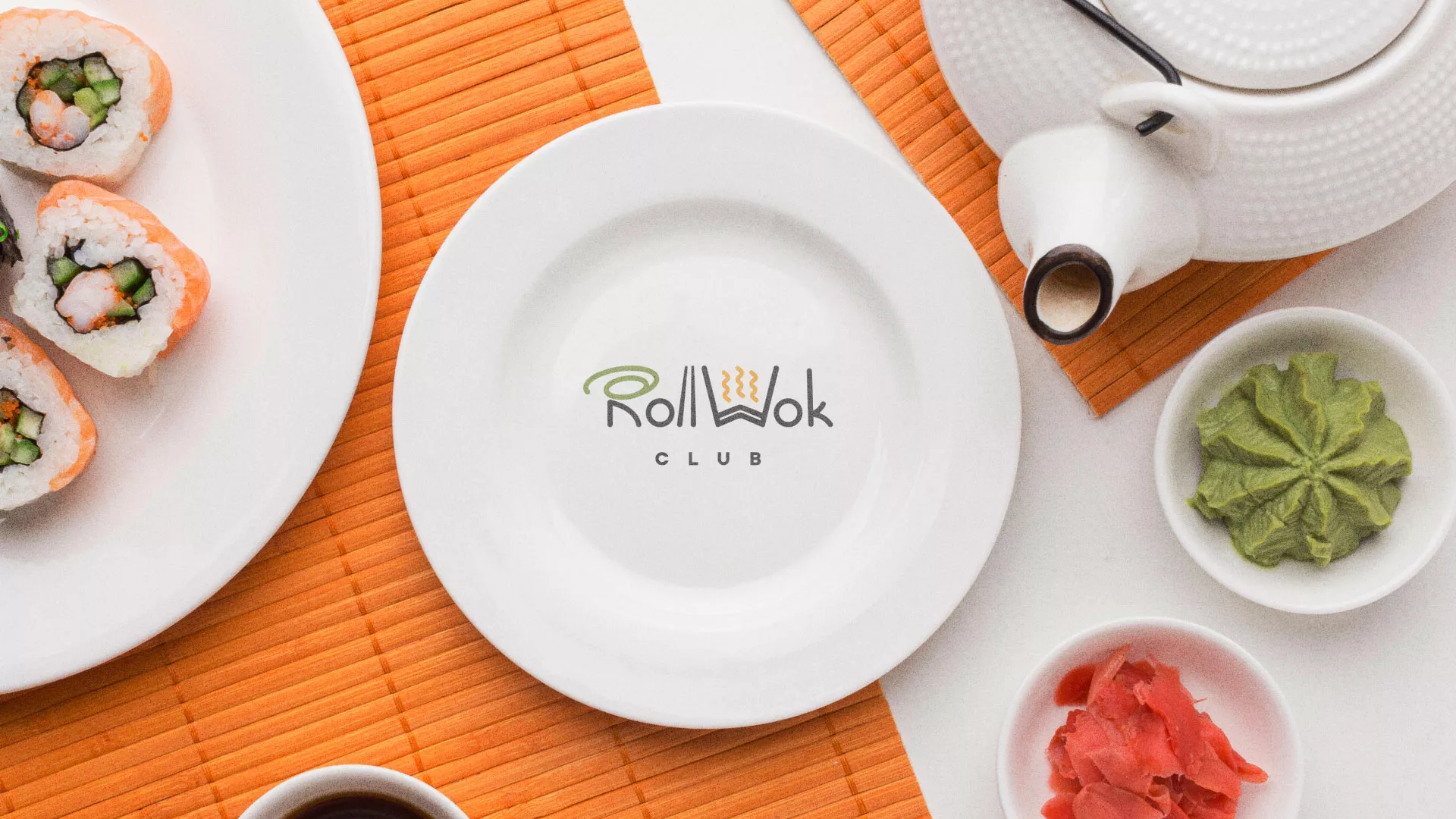 Разработка логотипа и фирменного стиля в Пестово для суши-бара «Roll Wok Club» Разработка логотипа и фирменного стиля в Пестово для суши-бара «Roll Wok Club»